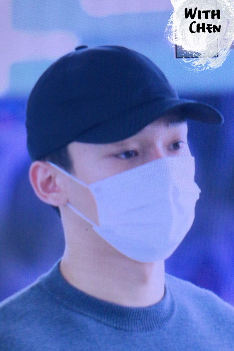 Exolvweng_ID's tweet photo. [PREVIEW] 160812 - #EXO #chen at Gimpo Airport (©With Chen) https://t.co/KTCCmMutL3
