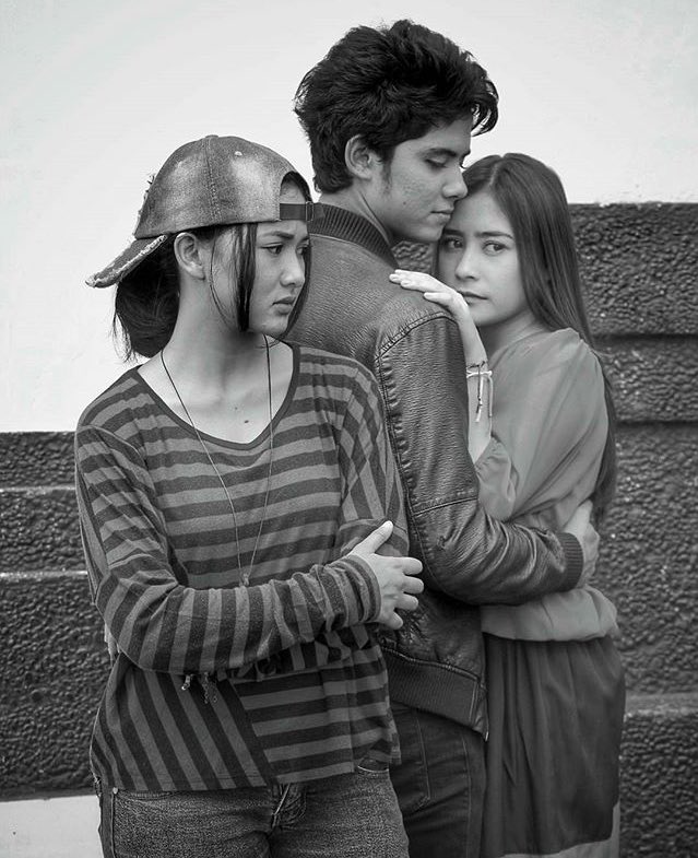 Ali_Prilly_OFC1's tweet photo. Belom bisa move on dgn series ini #BAMSCTV :* https://t.co/pMNcFkfoiq