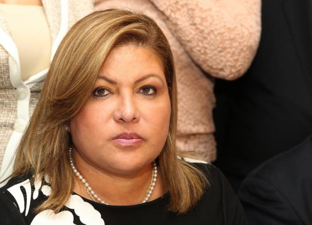 maschilling_com's tweet photo. Detención preventiva para la ex ministra #AlmaCortés por supuesto enriquecimiento ilícito! 
https://t.co/xhujqt57WP https://t.co/yo1Ek3jy0Y