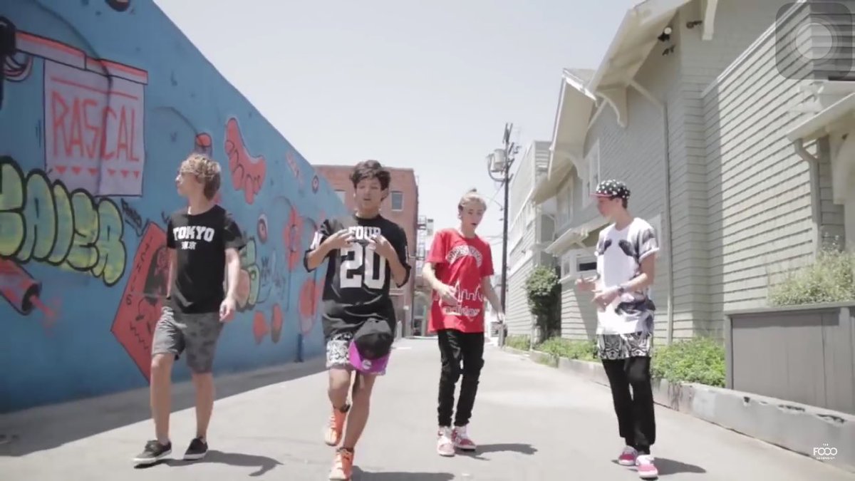 kaaay_25's tweet photo. The Fooo Conspiracy好きな人いるかな?????Foooerさんと友達になりたい!!気軽に絡んで😘😘🙋🙋💕
#thefoooconspiracy
#Foooer
#洋楽好きな人と繋がりたい https://t.co/Ih7XUW67Zi