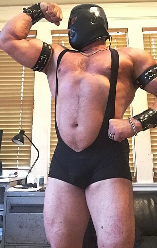 #Gay #MuscleCam Buffalo Muscle Live! Your New Boyfriend! ! Now at https://t.co/zDbZsDQpqD! https://t