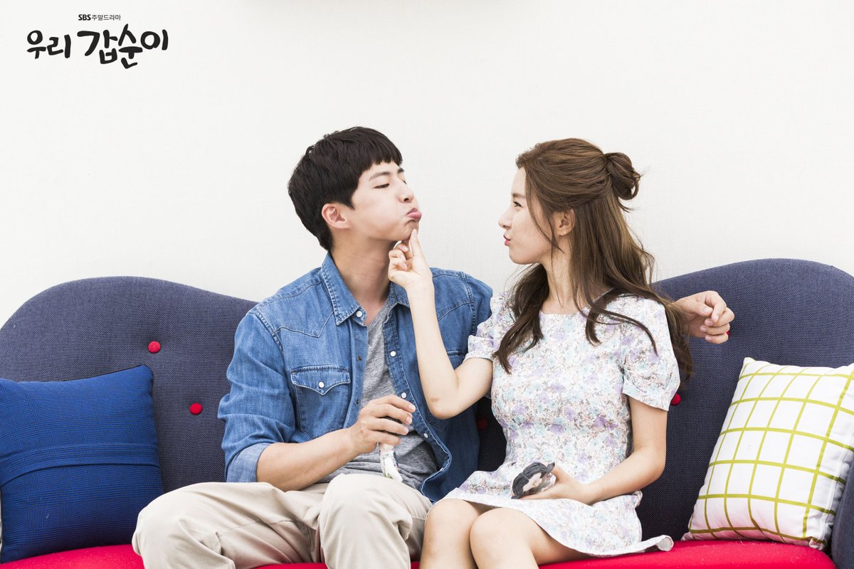 kpopers_family's tweet photo. Song Jaerim and Kim Soeun couple character cuts for upcoming SBS weekend drama "Our Gab-soon" https://t.co/9xs6jyZnl1