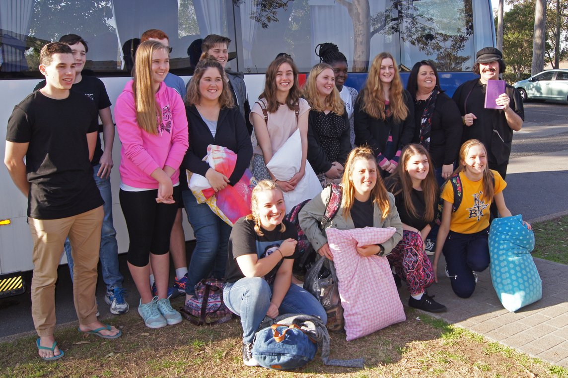 maitlandcs's tweet photo. Mission Week has begun. Our first team boarded the bus this afternoon to go to the airport and on to Darwin. https://t.co/oE8wPkslxh