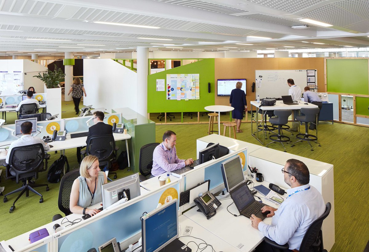 StratPlusAECOM's tweet photo. #ICYMI - photos from the new 2nd floor at @nationalgriduk   Homer Road! #SmartWorkSpace https://t.co/ruCgdD6cfB https://t.co/Vp3i9Z3Osu