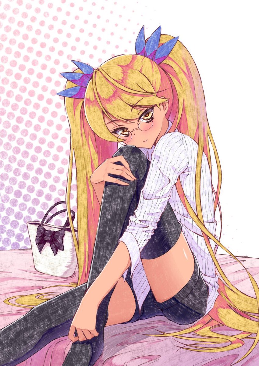 再び宣伝。明日のコミケに参加いたします!SHOWBYROCK!!のフルカラーイラスト集400円となりますのでよろしくお願いします! 