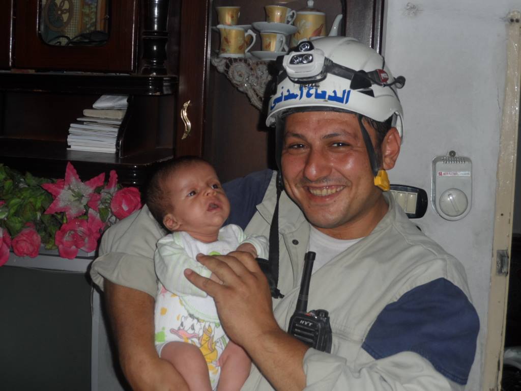 FirouzMahvi's tweet photo. Khaled Omar of #Syrian @SyriaCivilDef was killed in #Aleppo  
This is 'Miracle Baby' video  https://t.co/U6PpP2B2bc https://t.co/kJ4tEzHKcE