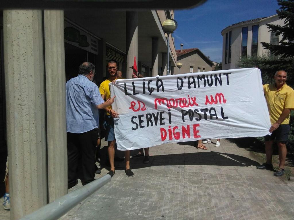 Ampli seguiment el primer dia de vaga a Correus de Lliçà d'Amunt. Informació via <a href="/CGTVALLESORIENT/">CGT Vallès Oriental</a>