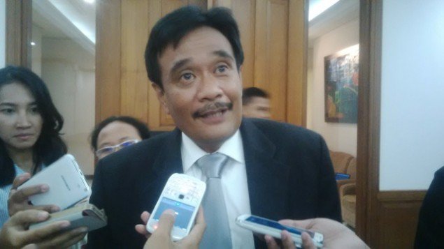 Djarot Minta Izin Koperasi Abal-abal Dicabut dlvr.it/M1Q9S9