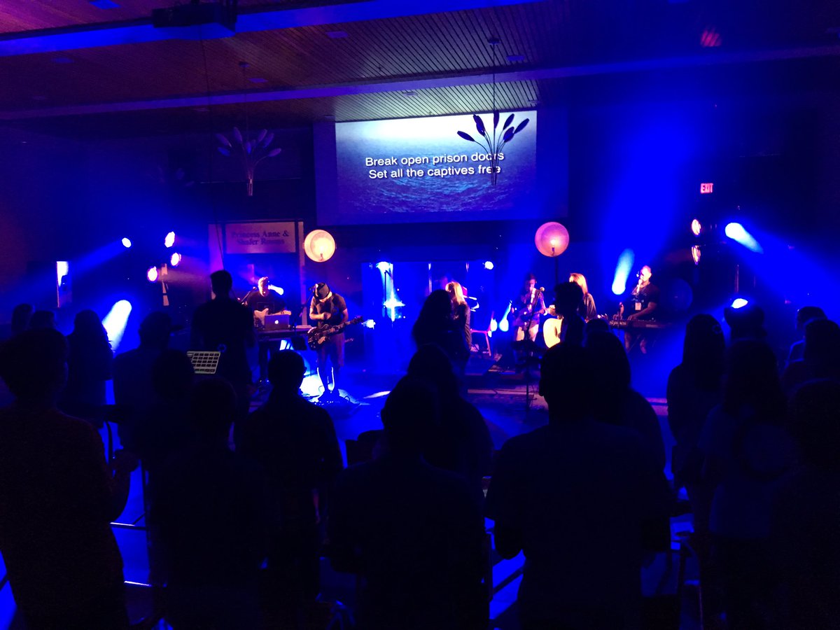 HRWorship's tweet photo. #unitewc2016 was amazing. Can't wait until next year! https://t.co/ohNXi3h79O