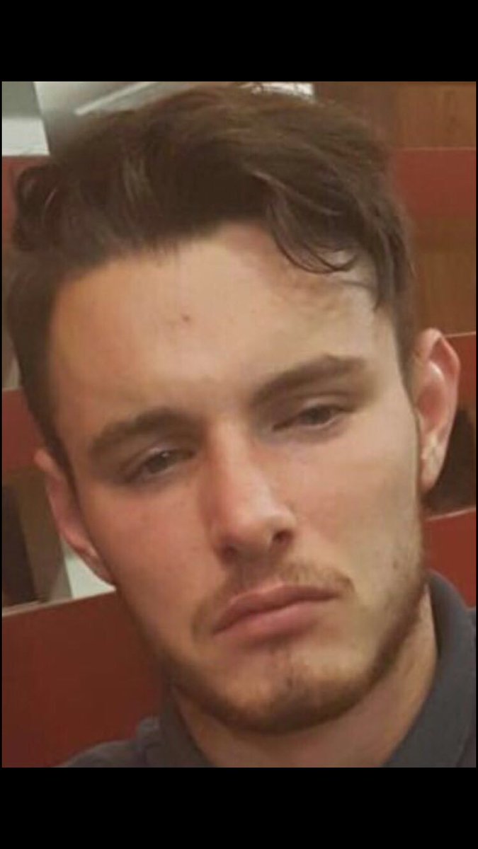 HardwickSunday's tweet photo. #Friyay 🎉 @callumlenk https://t.co/Gdh6G4nAjX