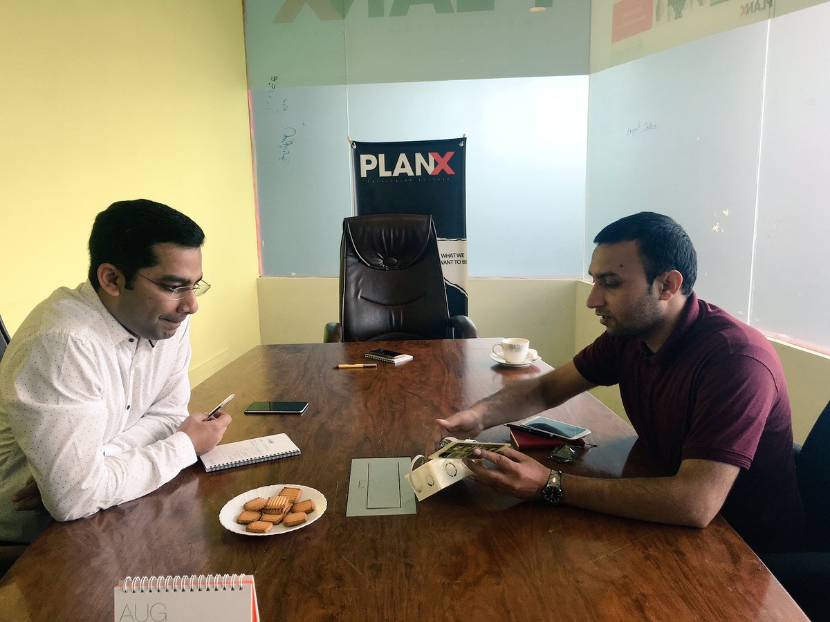 PlanX_PITB's tweet photo. Zubair Anjum giving sales &amp; marketing advice 'Identify the use case so it becomes a must have for the customer' #EIR https://t.co/xkdhWHk2re