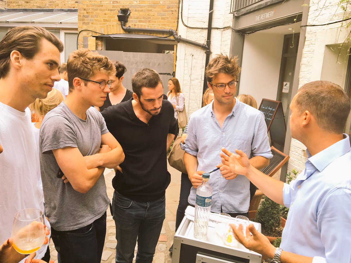 SpankingBrands's tweet photo. Fantastic evening tasting the Great British gin aperitif @mywingfield at @TheRefineryLDN @kingsroad #gin #london https://t.co/RGDT0b81Di