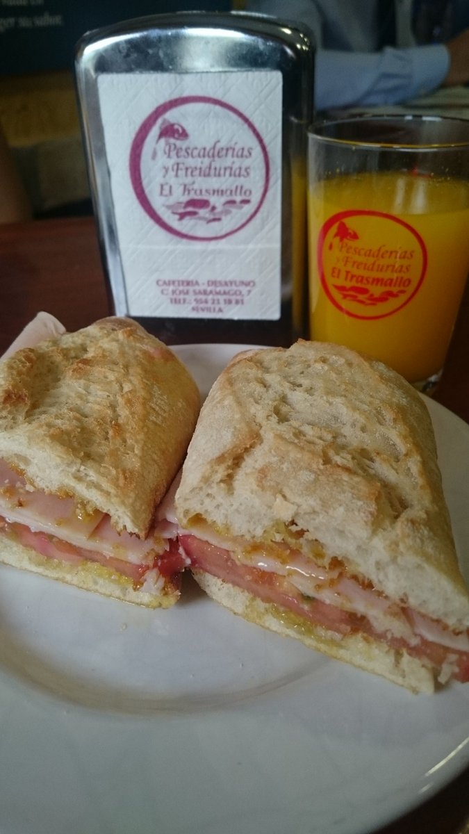 ElTrasmalloFre's tweet photo. #Buenosdias y #FelizViernes a todos.
@ElTrasmalloFre #agosto #Desayuno #Sevillahoy https://t.co/4x6jXOnu3D