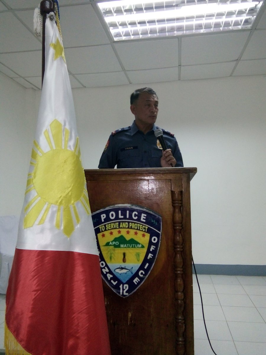 rdpro12's tweet photo. ATM: PCSUPT TRAIN as he delivers his speech.during the closing ceremony og CIC class 417-16 https://t.co/goHOtFUFEV