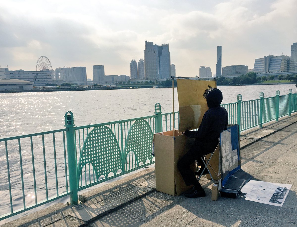 リバー コミケ１日目 金曜ロードショーのオープニングおじさんがコミケに参戦してました これは懐かしい そしてアラサーにはたまらないネタです 掲載許可済 今日はリア充映画 コクリコ坂から は中止して 劇場版ガルパンが放映される模様です