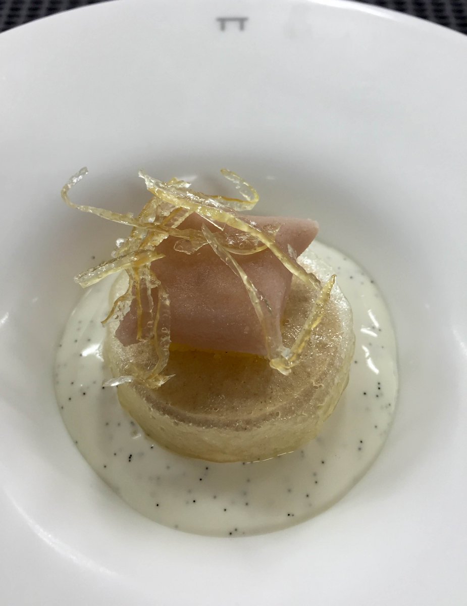 pg_tokyo's tweet photo. Les desserts de Pierre Gagnaire #summer #gourmandise @pg_tokyo https://t.co/uzK6e2SgCw