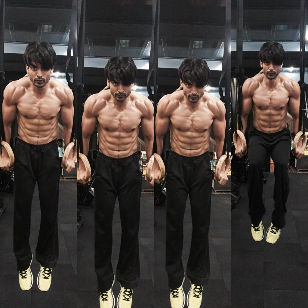 Handsome hunk #GurmeetChoudhary <a href="/gurruchoudhary/">GURMEET CHOUDHARY</a>