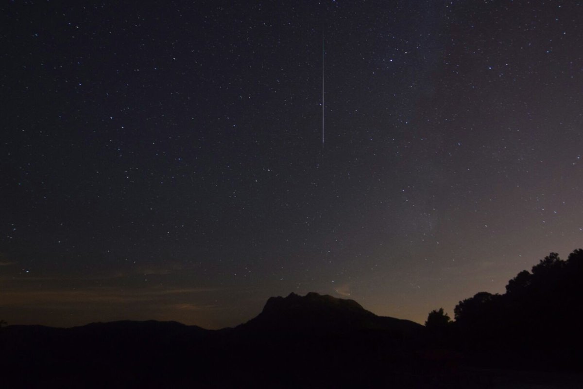 izarbelkartea's tweet image. PERSEIDAS 2016. fotos Iñaki Taboada desde Vergalijo (Navarra) y Belén Santamaría desde Erlaitz (gipuzkoa)