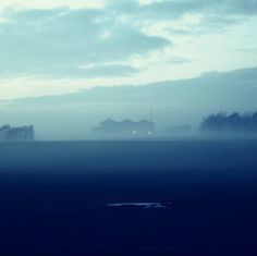 ideafillme's tweet photo. #blue #color ◘ #pinterest #blue #evening #stil... →https://t.co/rhBlmuZsJV ◘ https://t.co/wIILUczYIb