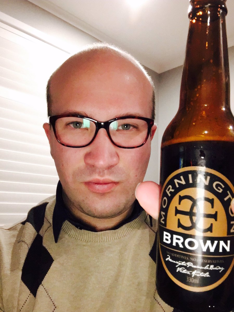 SteveToms01's tweet photo. Cheers to the weekend with thanks to @mpbrew!  #CUB55 #BoycottCUB #auspol #ausunions #nocub https://t.co/F66IpcMT9o