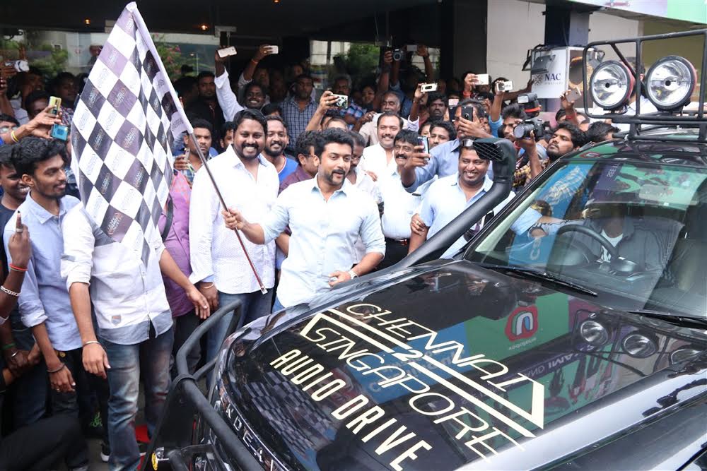 cine_punch's tweet photo. Actor @Suriya_offl flags off the #Chennai2Singapore #Audiodrive
Congrats @GhibranOfficial and Team https://t.co/9g0gpo6fIw