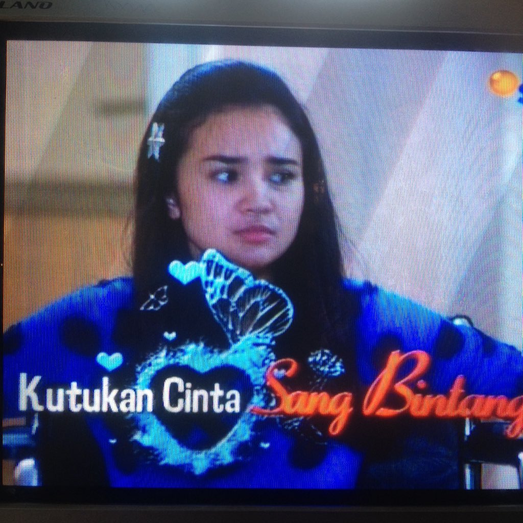 MizKyloversmdn's tweet photo. Merapat yukkk!! Udah mulai nih #kutukancintasangbintang #KCSBLastEpisode ππ penasaran kan endingnya gmn? Yuk nonton! https://t.co/vb7itbzpaf