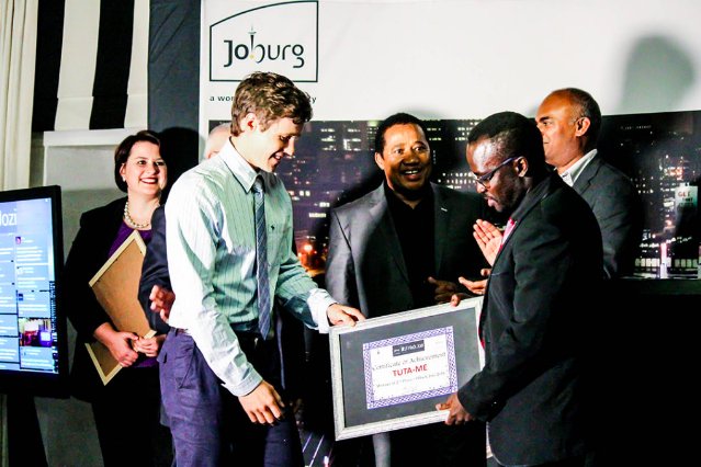 Boosting African Tech <a href="/HackJozi/">Hack Jozi Challenge</a> funding pitch fakugesi.co.za/event/smart-ci… <a href="/CityofJoburgZA/">City of Joburg</a> #SmartCityDay <a href="/africanroundup/">African Tech Roundup</a>