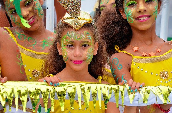 Going to <a href="/TheNottingHillC/">NottingHillCarnival</a> Great info from <a href="/Londonist/">Londonist</a> 
ow.ly/dU8F302NMBW