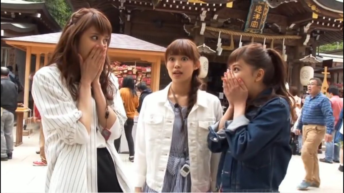 LDH_EG_Happy's tweet photo. E-girlsを真面目に考える会議

この回すき〜〜
癒されまくってます☺️☺️

夏恋ちゃんとはるちゃんは
手で口押さえて驚いてるのに
ののちゃん、口開いてますよ。
目、見開いてますよ😘 https://t.co/VYSIAGH0he