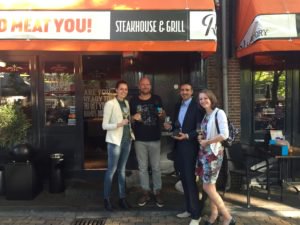 MissetHoreca's tweet photo. Eerste franchisenemer bij Ribsfactory https://t.co/UJHVtcYw0O https://t.co/UynnQxlNOy