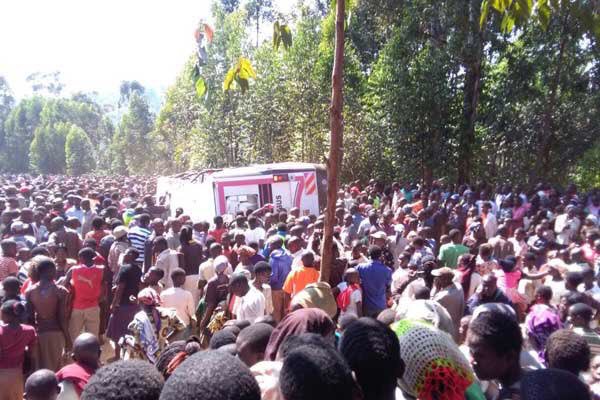 xtiandela's tweet image. BREAKING:

A number of Students from St. Mary's Nyamagwa High, Kisii,  dead &amp;amp; more injured while celebrating new bus