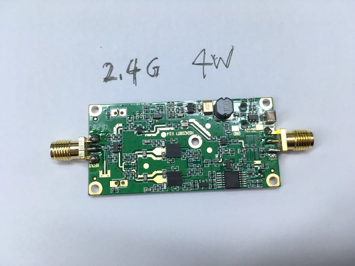 YivenYin's tweet photo. nice soul couple with #fpv #drone it can extend the FPV control range @szedup 2.4G or 5.8G 2W/4W/5W wifi amplifier https://t.co/eOZMvKfCd2