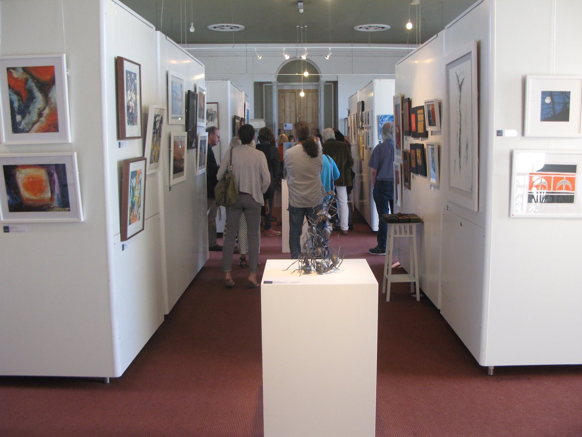 thepolyguild's tweet image. Fantastic preview for The Poly Members' Summer Exhibition @PolyFalmouth last night. On for two weeks. #Falmouth