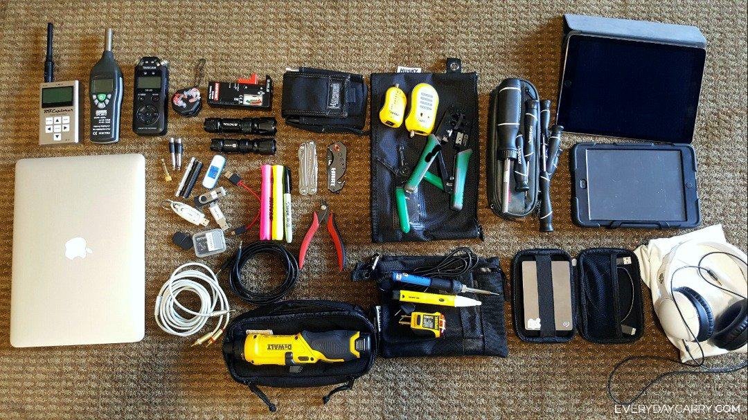 rfexplorer's tweet image. #RFExplorer in the ultimate Audio Pro tech carry bag : everydaycarry.com/posts/16338/th…