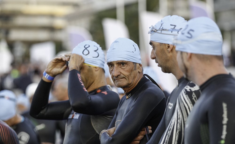 TriathlonNice's tweet photo. [1er tri] Préparation - Entraînez vous à enfiler et enlever votre combinaison, vous gagnerez en confiance #trinice https://t.co/1DDhB8PQ5W