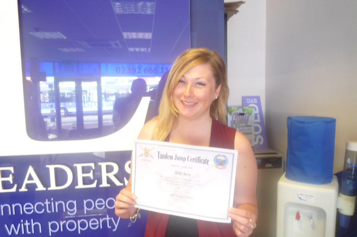 Well done Ally &amp; Simon for the skydive yesterday in aid of <a href="/Tog4ShortLives/">Together for Short Lives</a>  <a href="/IanCope/">Ian Cope</a> @PropertyHants <a href="/vanessajpotter/">Vanessa Potter</a>