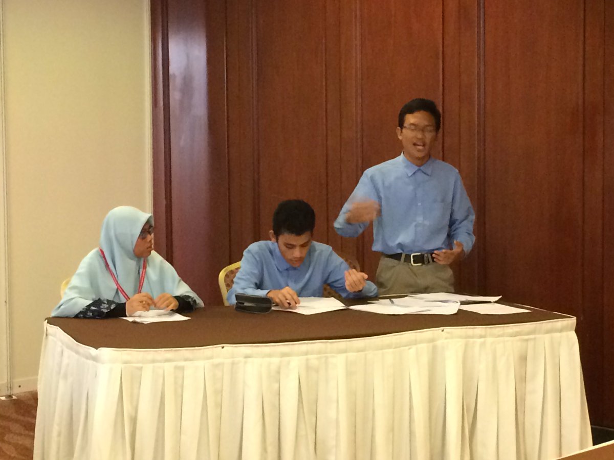 muslehdebate's tweet photo. Arabic Debate Round 4; SMKA Sabak Bernam vs SM Al-Amin Bangi https://t.co/guwVj9iP4i