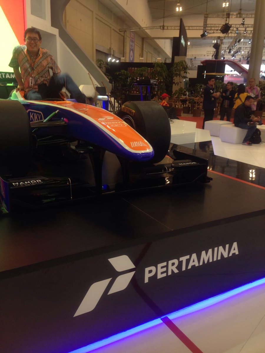 Pertaminalub's tweet photo. Ayo kunjungi booth Pertamina di GIIAS 2016 dan dapatkan hadiah menarik malam ini dari Pertamina Lubricants! 😃 https://t.co/rD0VfVEY3I