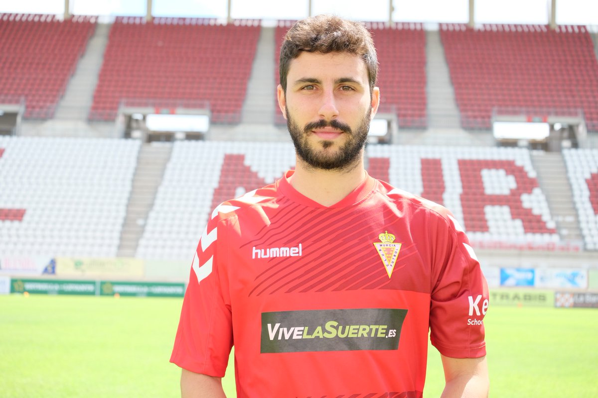 realmurciacfsad's tweet photo. Presentación de @diegobenito29 | Aquí algunas imágenes, en breve galería y RP completa en realmurcia.es https://t.co/OoqTZQ0A3d