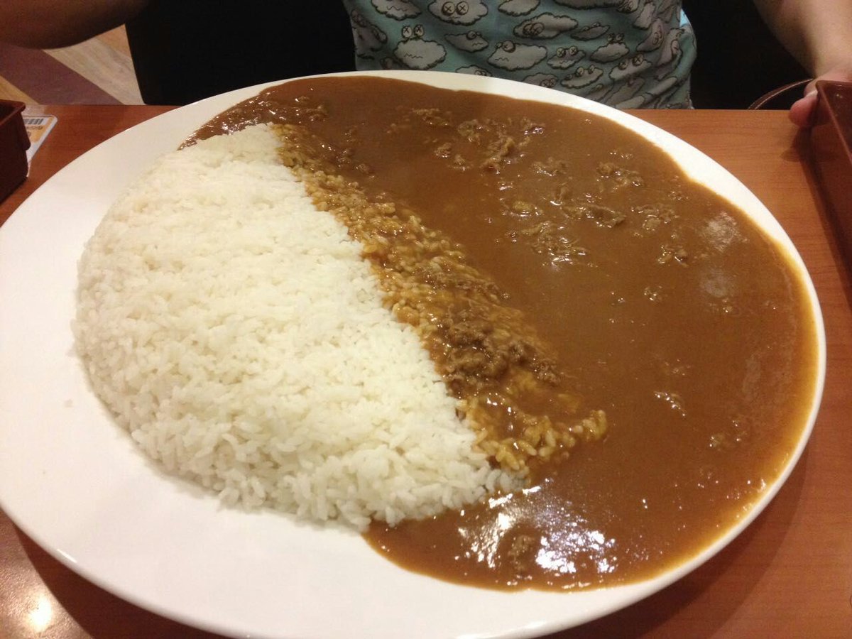 阿井幸作 No Twitter このココイチの2キロカレー大食いチャレンジ なにが一番つらかったって お情け程度で入っている具の牛しゃぶが硬くてマズイことだった いっそのことライスとルーだけの素カレーにしてくれよ