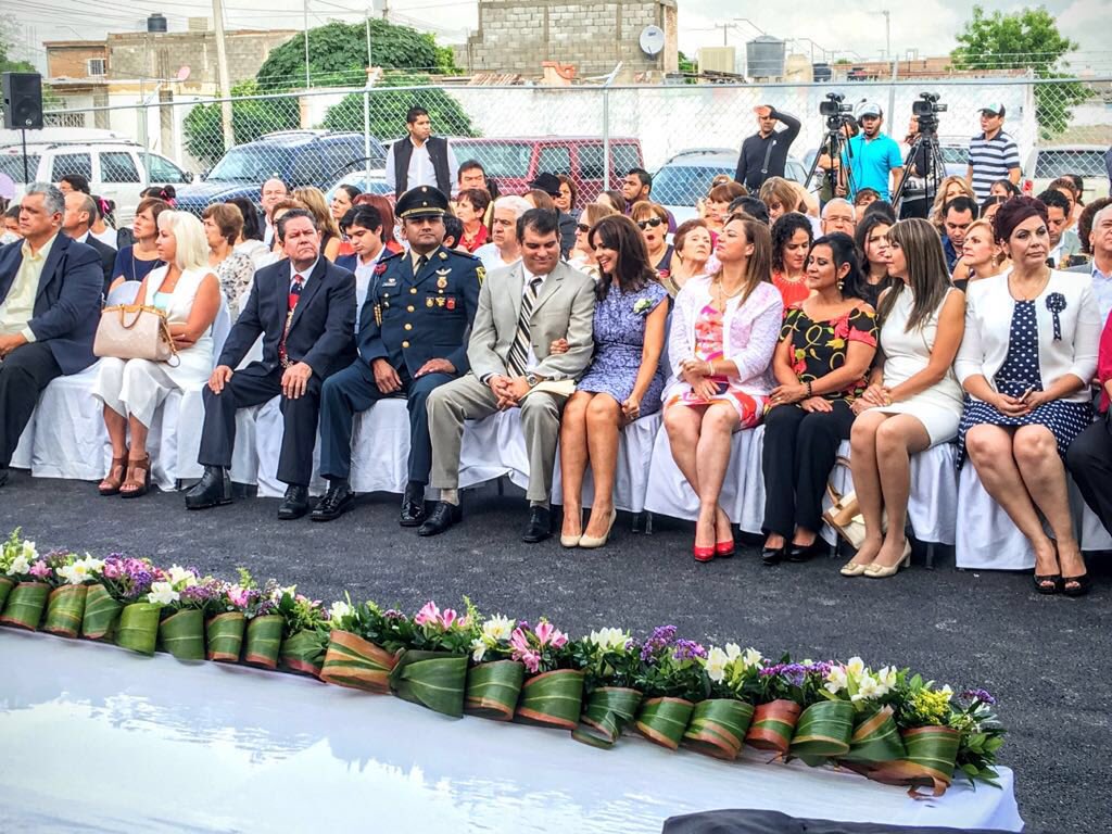 Pepe_Campillo's tweet photo. @any_mexsen te felicito por estos 3 años de trabajo incansable y de ayuda para quienes más lo necesitan https://t.co/vIXHpxOTij