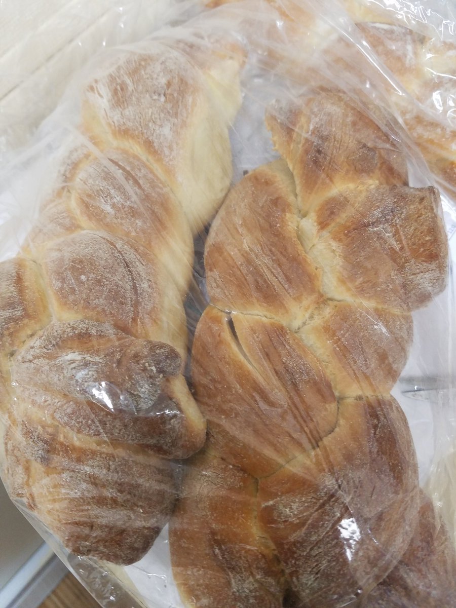 Penchevable's tweet photo. My favorite #PD is #challahtime thanks @eHillel for the amazing time to bond & work together #bestschoolyearever https://t.co/DTwmQgb7aD