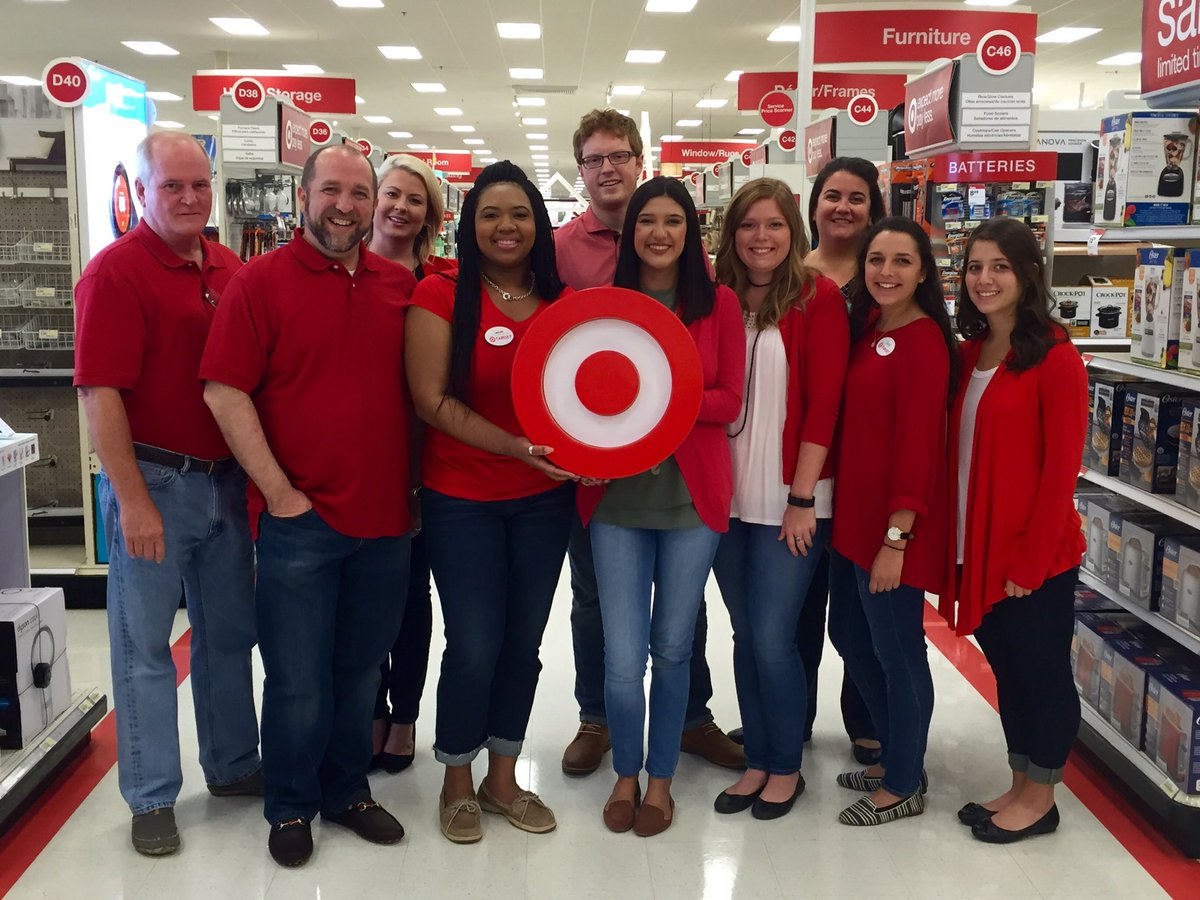 SO proud of D364 interns! They had an amazing summer!#G392PERKS <a href="/therealdmck/">Dell McKinney 🔹</a> <a href="/LReynolds711/">Lindsey Reynolds</a> @TomT2093