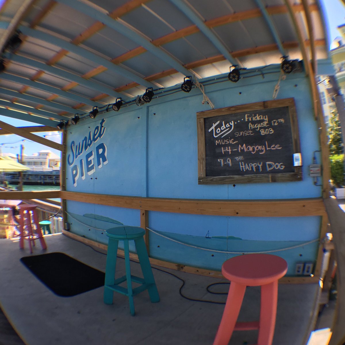 Live Music for Friday: 1-4 Marjory Lee Mitchell 7-9 The Happy Dog. If you are in town, pop down! #KeyWest