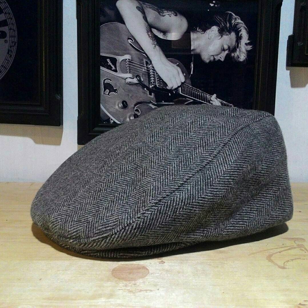 HOOK OUTLET KEDIRI tweet media