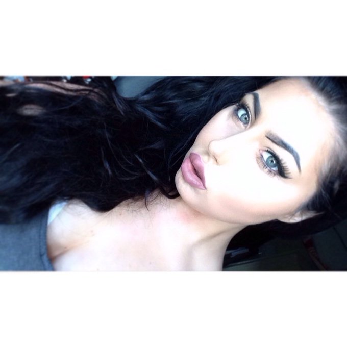 Watch MADDISON BLACK's leaked NSFW photo on TwXstars