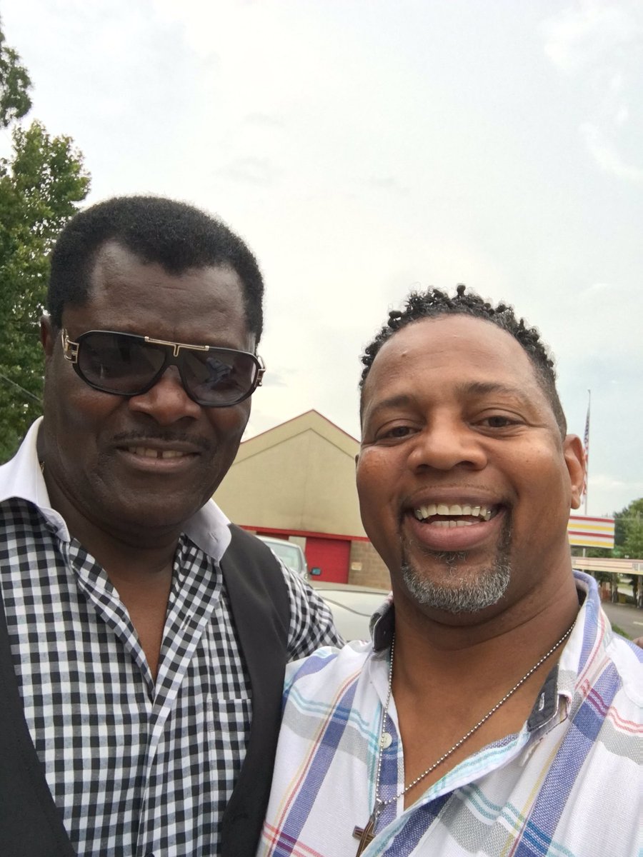 gerrel67's tweet photo. Me and David Sea of the Temptations https://t.co/pSl38LqGgg