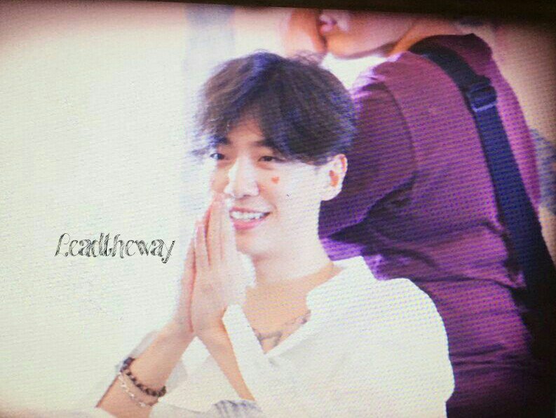 LEAD900331's tweet image. {PREVIEW} 160812 JAMSIL FANSIGN #방용국 #PUTEMUP