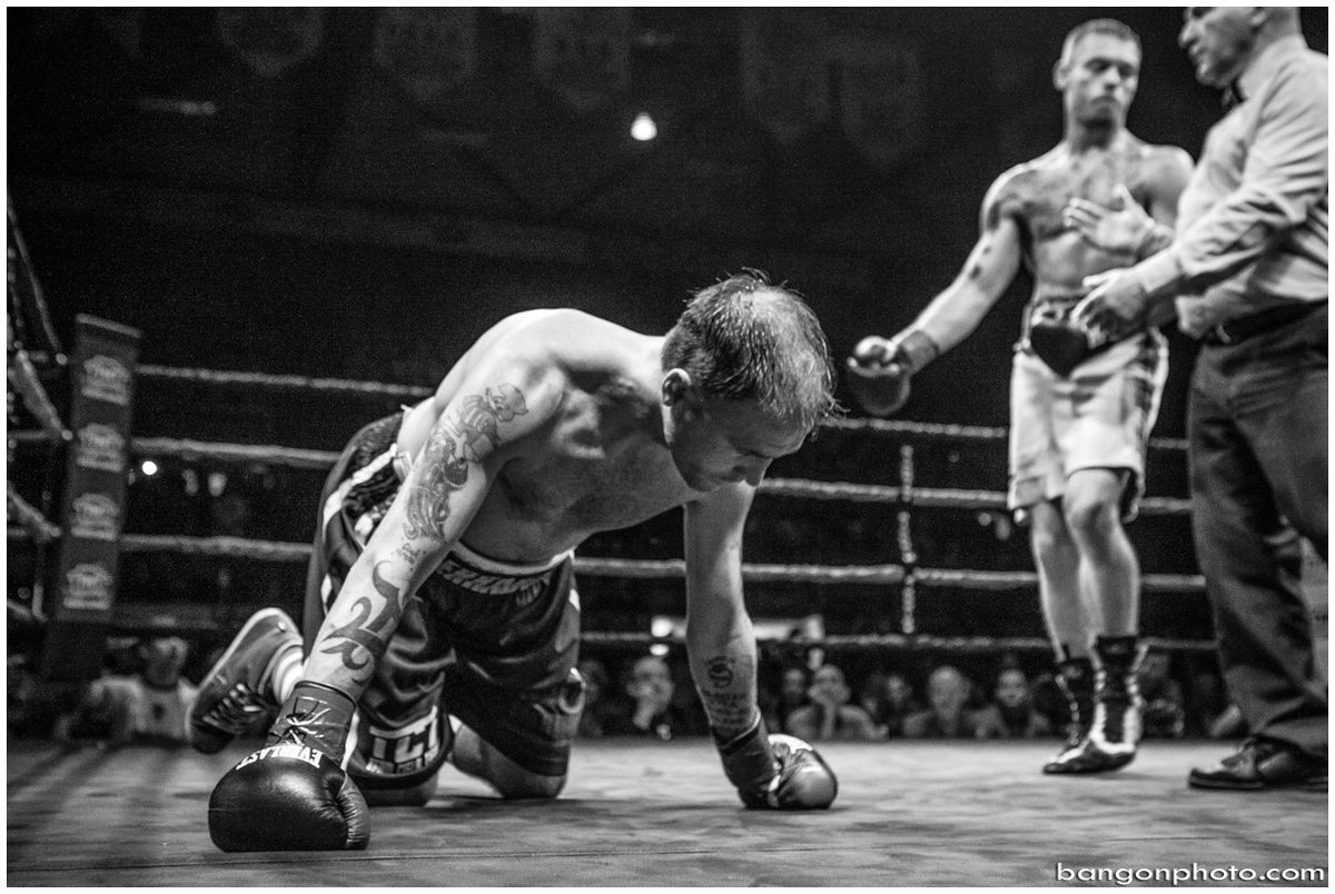 bangonphoto's tweet photo. Shit aint easy when you're on the receiving end.
#boxing #champs @BrandonBrewer_ #teamljack https://t.co/09fJvaFN8g https://t.co/D50gSdwSOR
