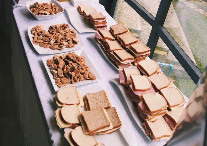 vmlyr_santiago's tweet photo. Nos gustan bastaaannnte los desayunos👌🏼 #ProlamYR #always360 https://t.co/sxJwkb82Ym